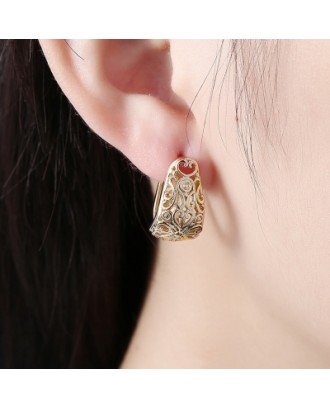 Embossed Romantic Style Earring Earclip